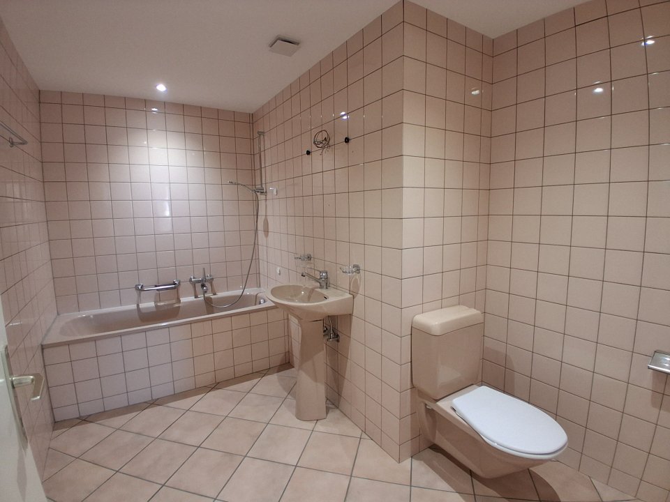 Envers 45  Le Locle, Neuchâtel,  NE 2400 CH