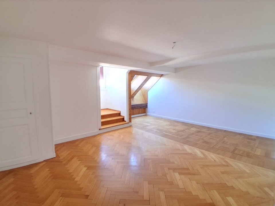 Envers 45  Le Locle, Neuchâtel,  NE 2400 CH