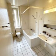 J.-F.-Houriet 5  Le Locle, Neuchâtel,  NE 2400 CH