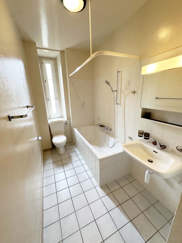 J.-F.-Houriet 5  Le Locle, Neuchâtel,  NE 2400 CH
