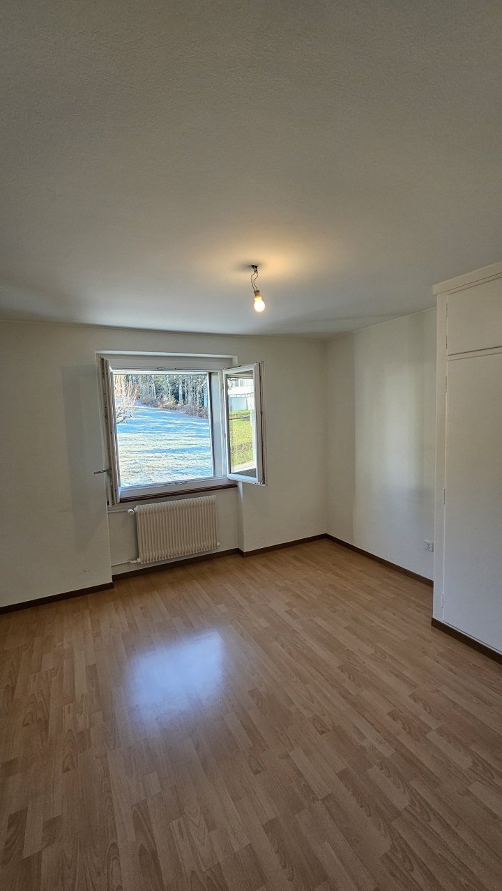 Grand-Rue 30  Les Brenets, Neuchâtel,  NE 2416 CH
