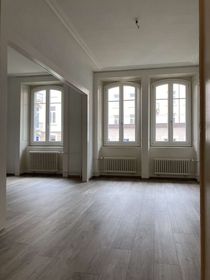 Serre 47  La Chaux-de-Fonds, Neuchâtel,  NE 2300 CH