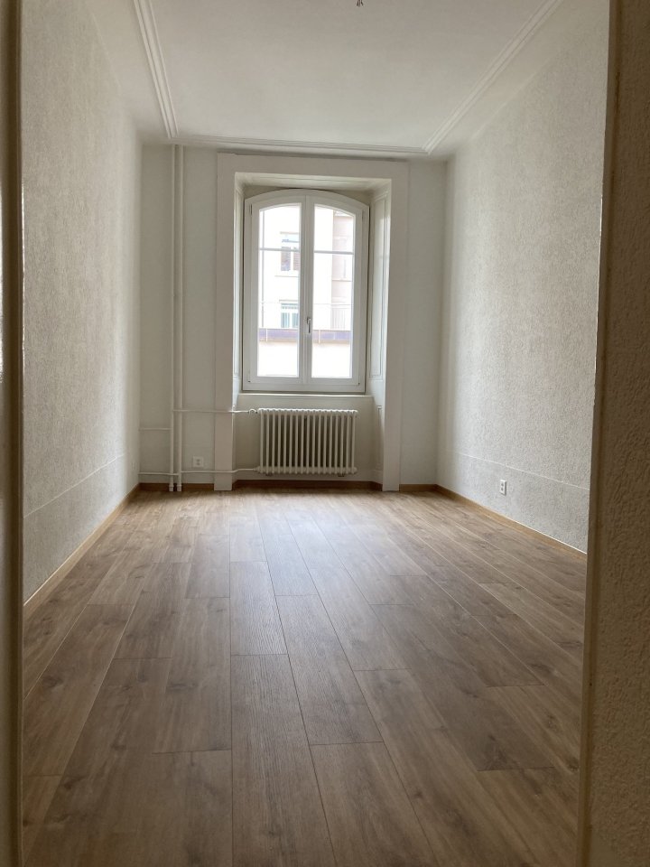 Serre 47  La Chaux-de-Fonds, Neuchâtel,  NE 2300 CH