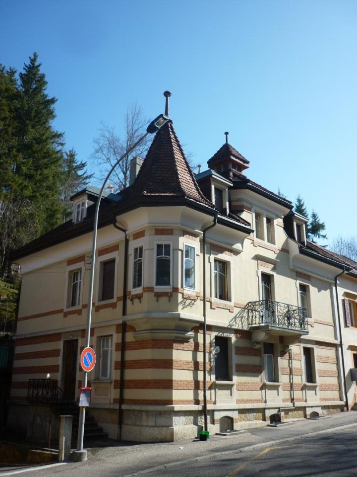 Midi 19  Le Locle, Neuchâtel,  NE 2400 CH