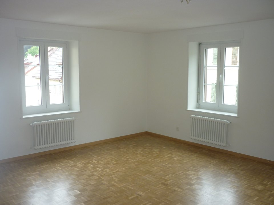 Grande-Rue 24  Le Locle, Neuchâtel,  NE 2400 CH