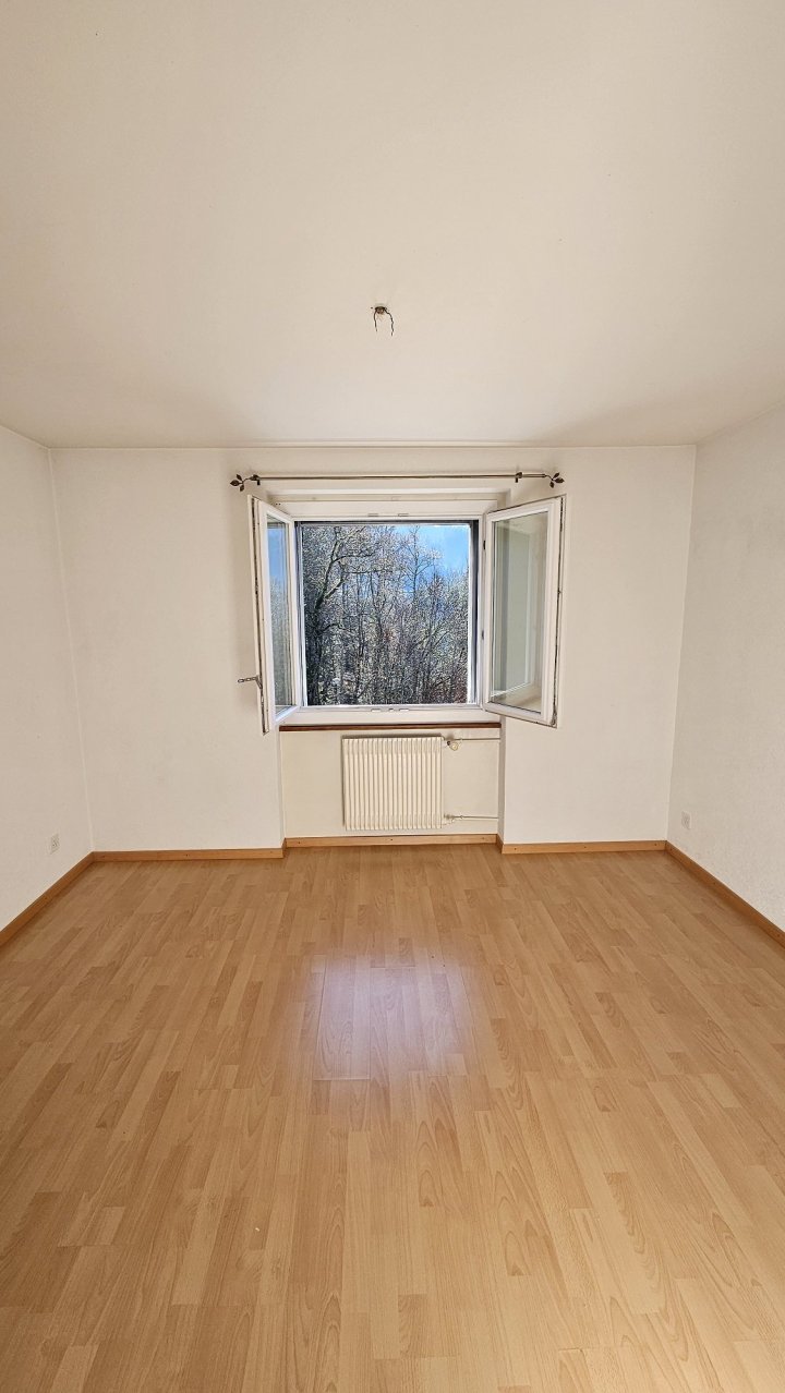Grand-Rue 30  Les Brenets, Neuchâtel,  NE 2416 CH