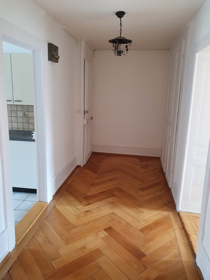 Paix 77  La Chaux-de-Fonds, Neuchâtel,  NE 2300 CH