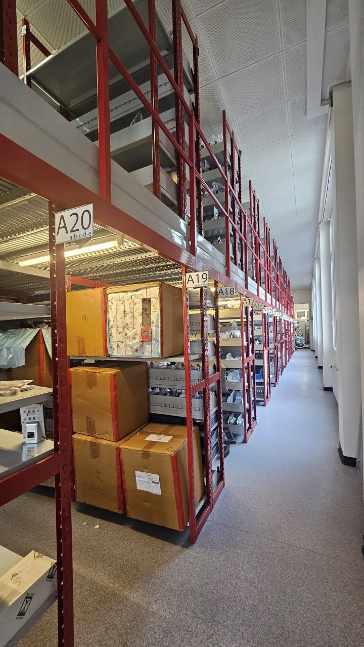 Léopold-Robert 105  La Chaux-de-Fonds, Neuchâtel,  NE 2300 CH