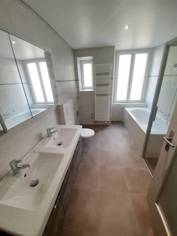 Epargne 12  La Chaux-de-Fonds, Neuchâtel,  NE 2300 CH